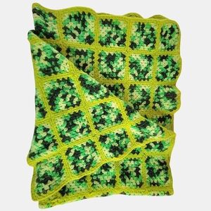 Vintage Granny Square Afghan Quilt Crochet Knit Blanket Green Cottage Core Retro